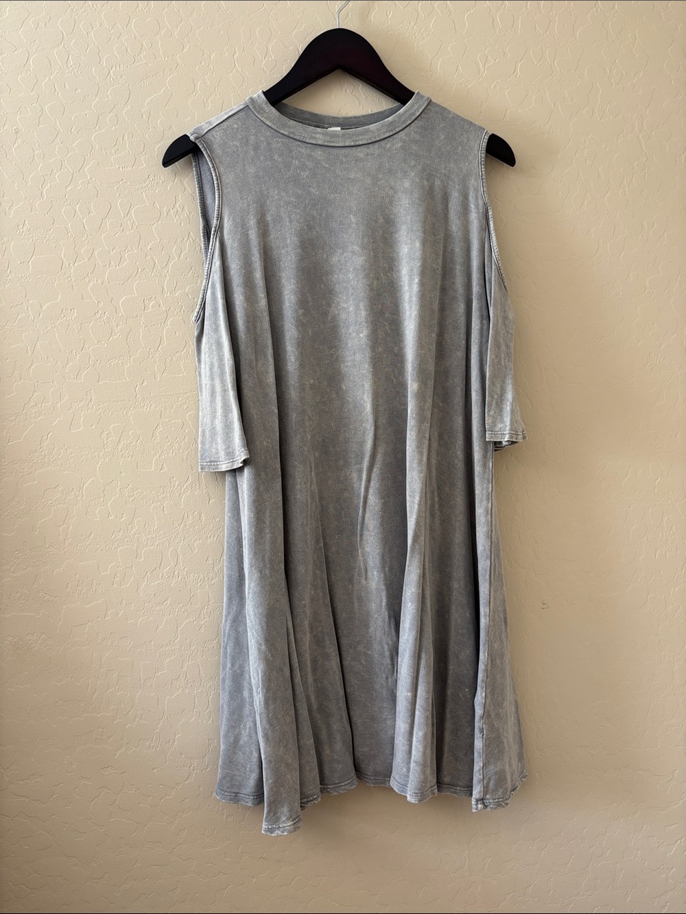 Primi Washed Gray Cold-Shoulder Swing Dress